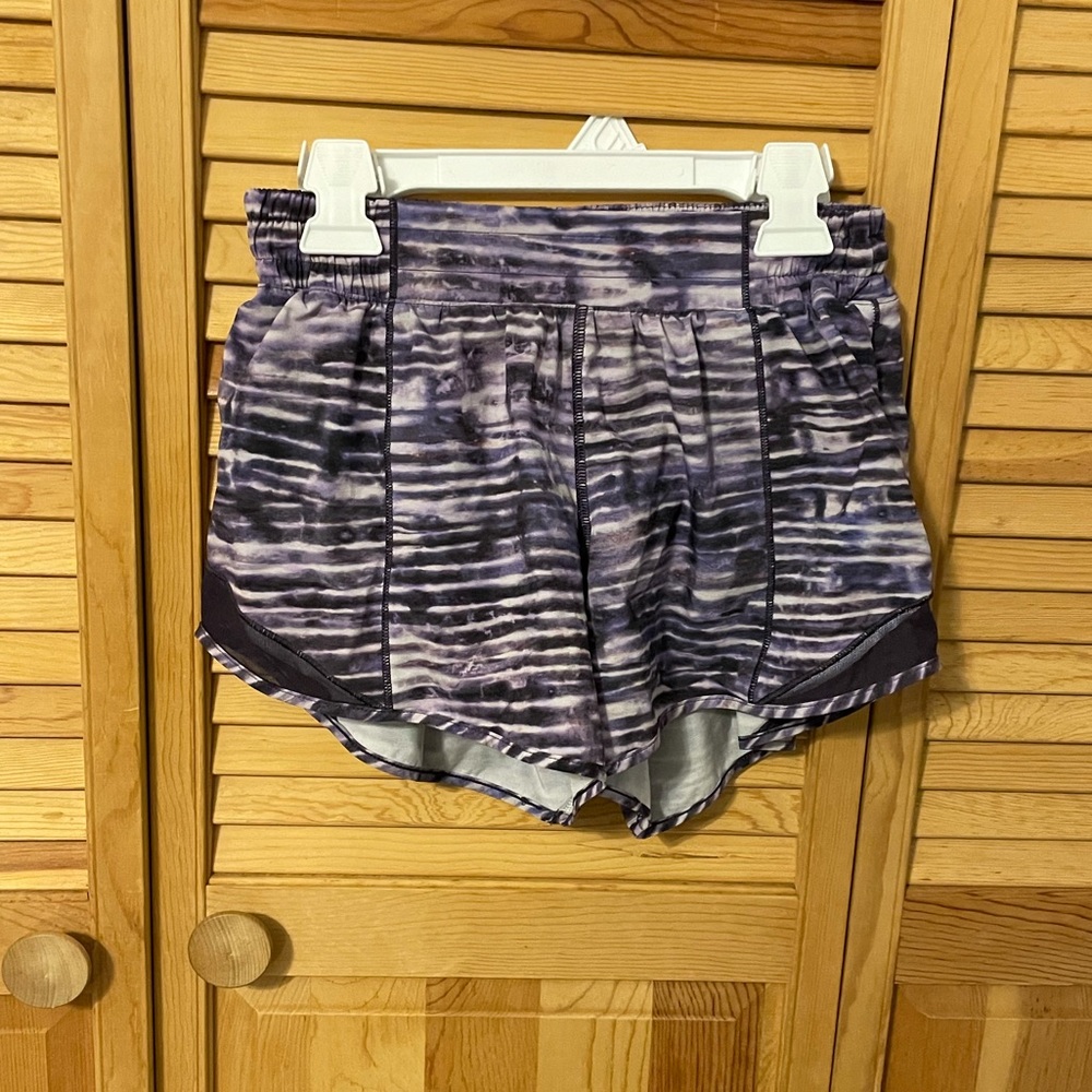 Lululemon Purple Hotty Hot Shorts 4” Size 4